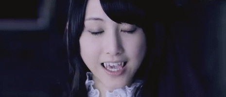 我的吸血鬼玲奈gif.gif
