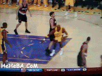 7号：你没上场的，站那么近干嘛？害我看错了
